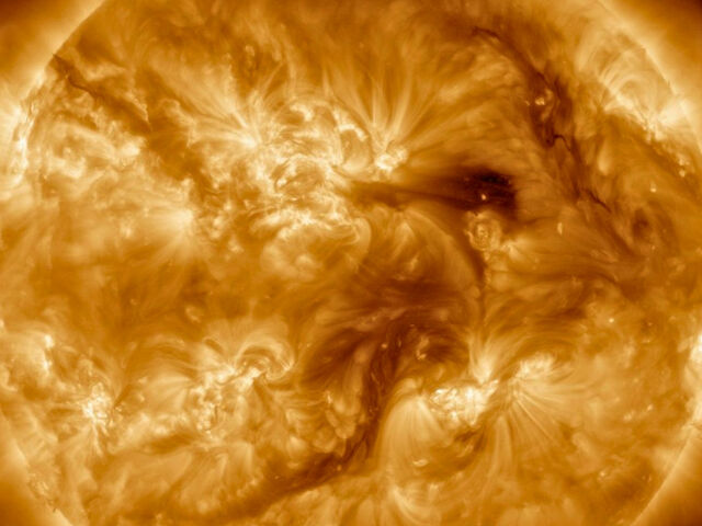 https://icaro.icaromediagroup.com/system/images/photos/15898691/original/open-uri20231125-55-1ndjyx9?1700950642