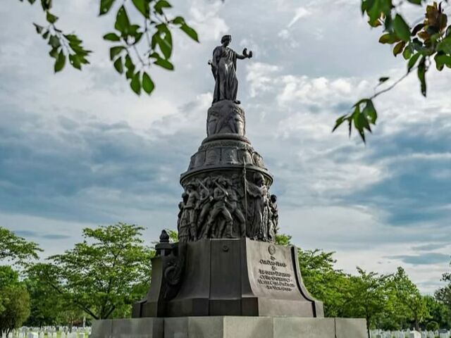 https://icaro.icaromediagroup.com/system/images/photos/15944408/original/open-uri20231218-18-1esabtr?1702932273